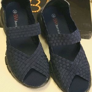 Bernie Mev Woven Solid Navy "Comfi" slip-ons